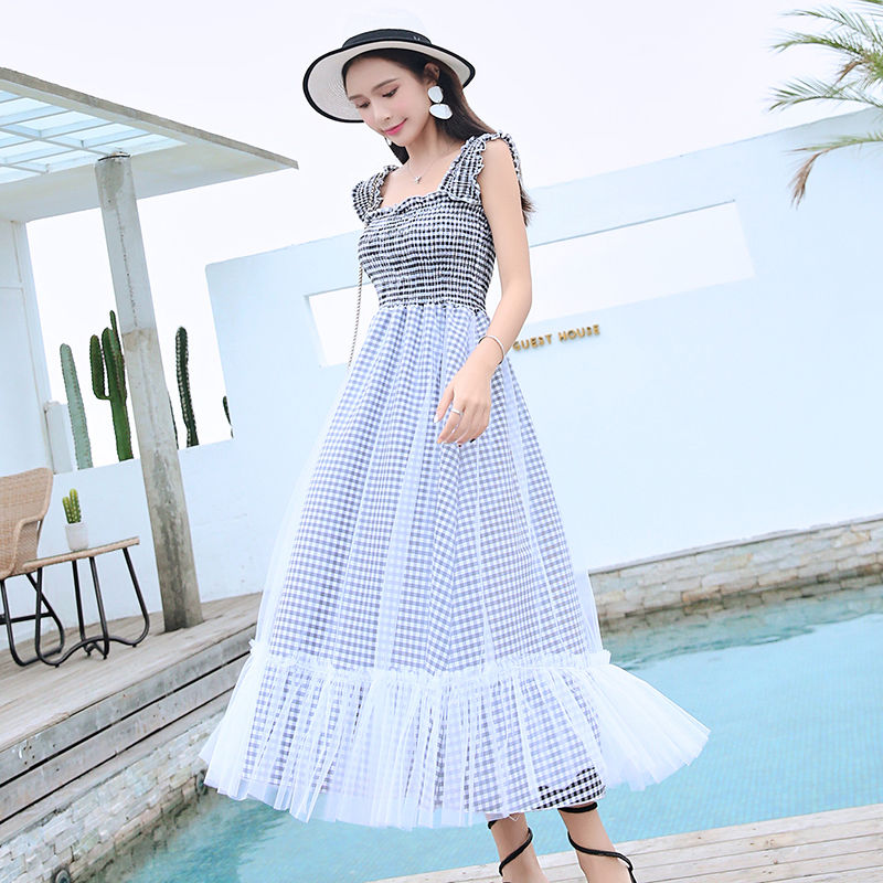 闺蜜美呆了，穿款“小心机”，性感妖娆，忒迷人，美得路人眼发光