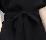 小个子女人别总穿连衣裙，太土，今秋流行这样穿，高挑洋气又显嫩