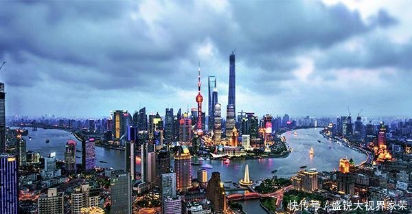 中国长江流域十大城市排行榜，武汉第四、第一名是国际化大都市！