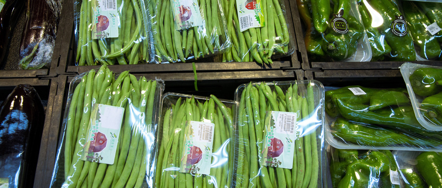  [城市里]超市的菜价都比较贵，但人们还是抢着买，为什么不买农