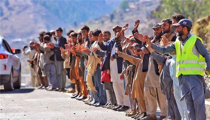 中国从巴铁买下万吨水果，解决当地水果滞销，越南求同等待遇