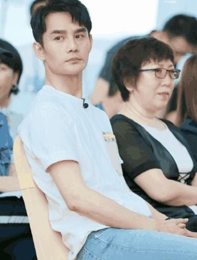 王凯被爆“得病”暴瘦，工作组公开辟谣，王凯却现场打脸造谣者