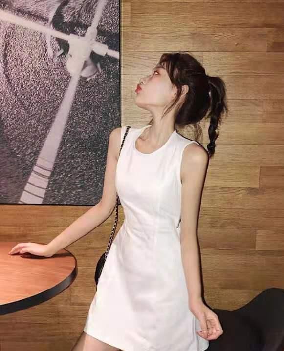 『新款』这5款修身显瘦的美搭,各种各样场所都能轻松掌控,现代感十足