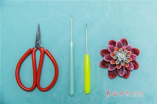 探访青岛衍纸艺人姜岩：妙纸生花