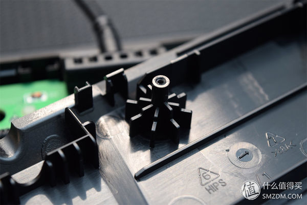 谁说机械键盘就一定吵闹?富勒G900S RGB静音红轴了解一下