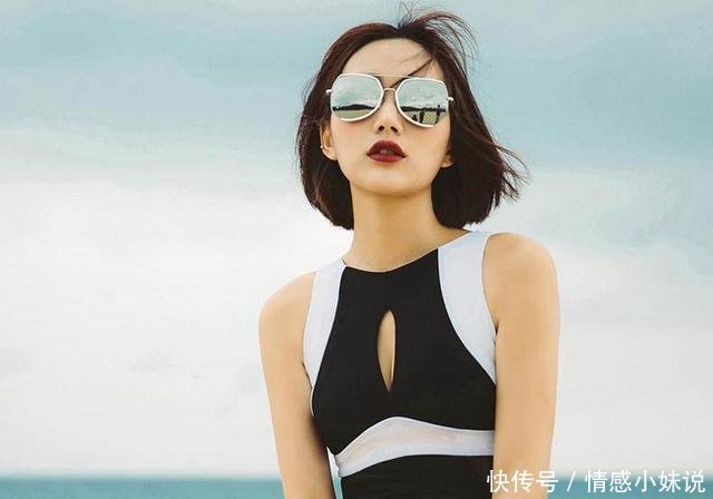 女生穿泳衣还要穿内衣吗看完你就懂了