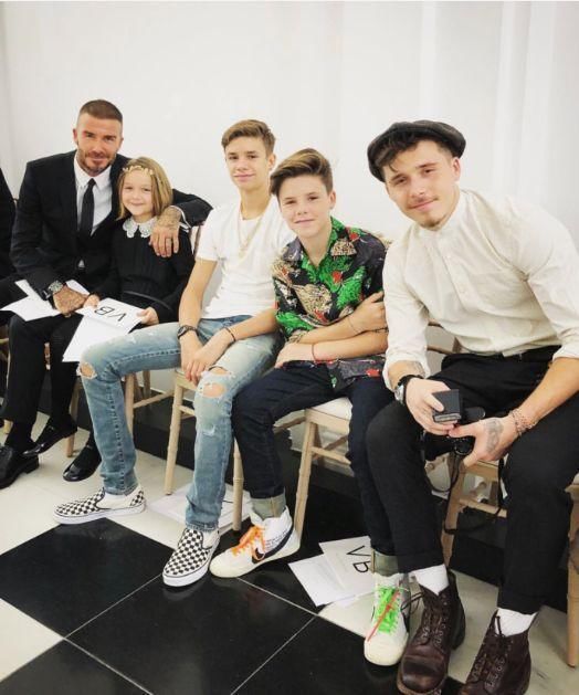 时装周贝嫂走秀，贝克汉姆全家到，小七美如花仙子囧三特别亮眼