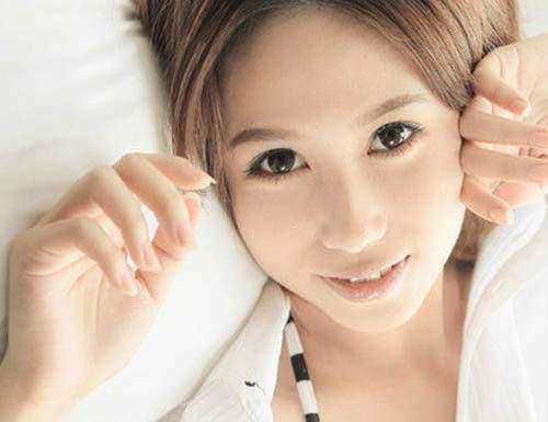 脸上最怕有皱纹,睡前抹点皱纹的克星,消除皱纹逆龄十几岁