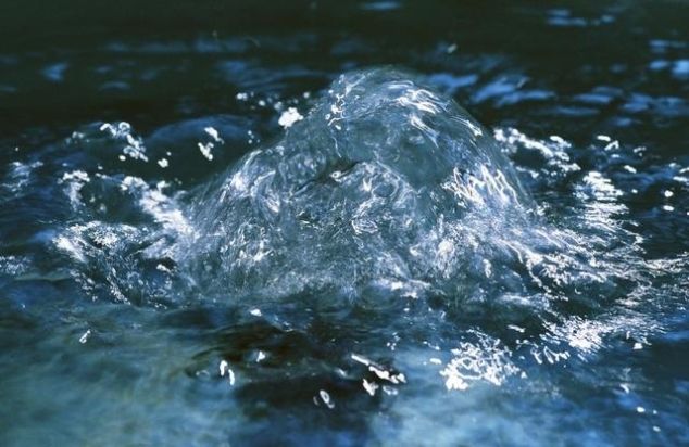 风水学告诉你:风水中的“水”哪些吉利?哪些不吉?