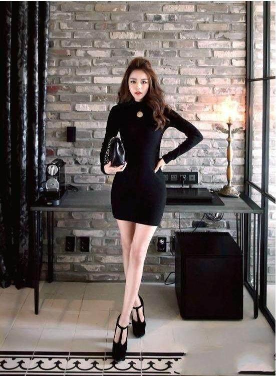 美女穿包臀裙什么感觉? 高跟鞋,丝袜,魅力十足!