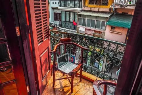 被称为亚洲最“破旧”的首都，却是独具魅力的浪漫之城