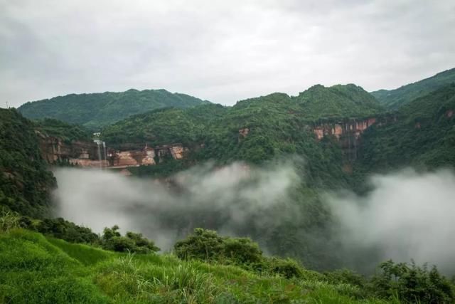 万万没想到，叙永的这个瀑布如此美！