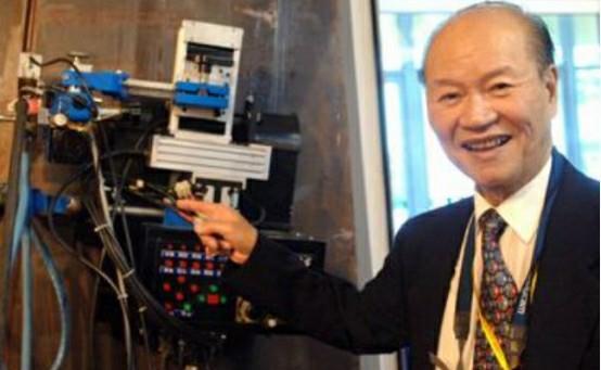  【国产航母】中国最强的焊工，没有他，中国高铁和国产航母无法