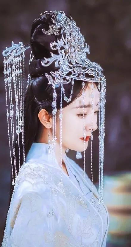  『玩家』金珍妮的锁男必杀技可真“上头”！发饰高阶玩家没跑了！