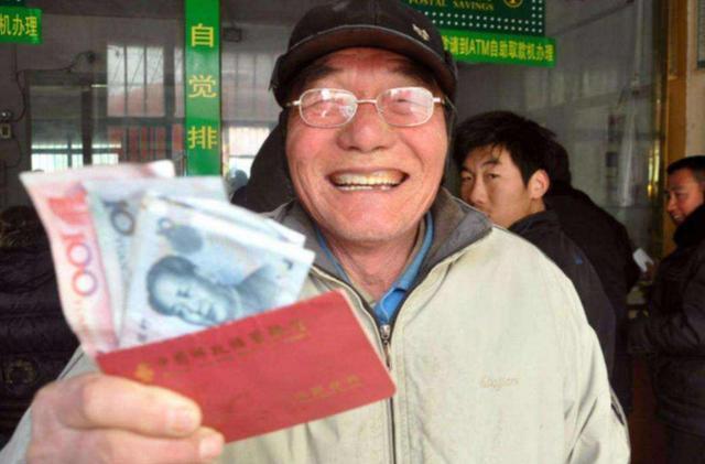  「方法」农村致富“新方法”一斤2毛有人收，一年能赚10万，是啥