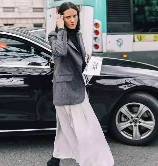 『感觉』女生这样化妆自以为很好看,在外人眼里丑爆了!千万别这样出门