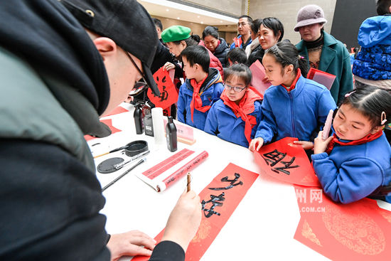  全民■#新春走基层#庚子迎春 全民接福