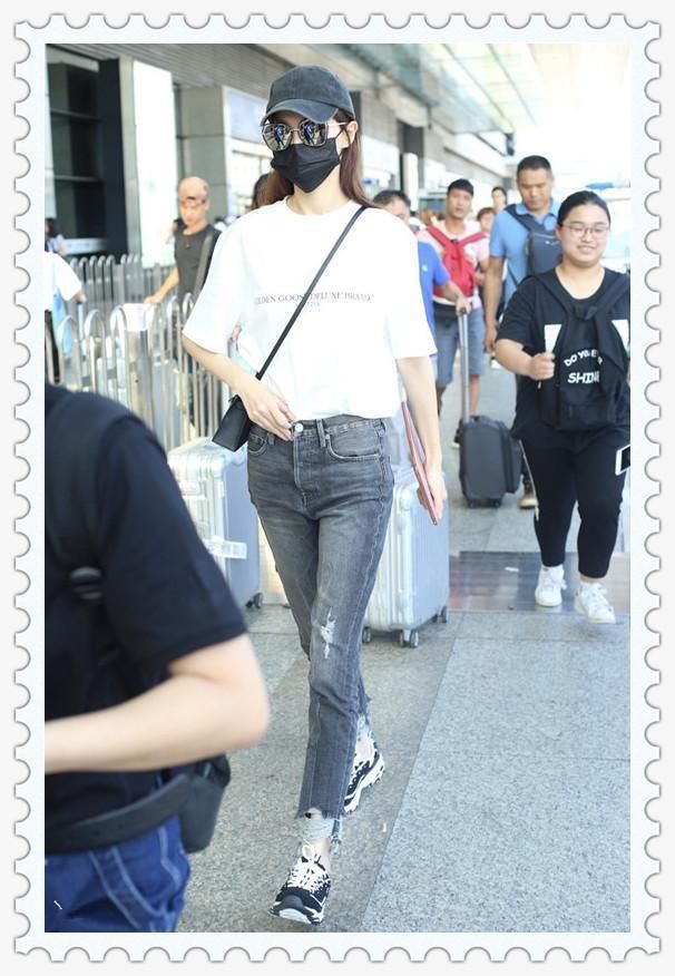 陈乔恩胆真大!为秀腿直接披层轻纱当裙子，网友:唐嫣根本没法比