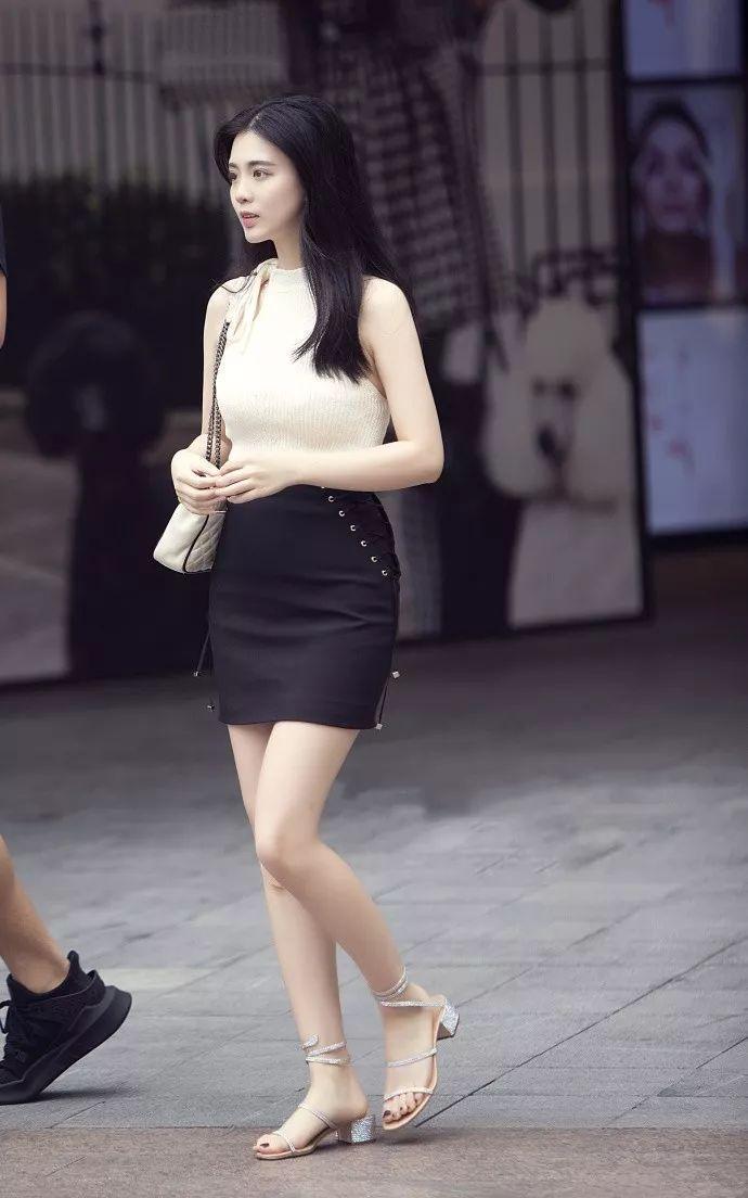 街拍：个个都是大美女，图五美若天仙！