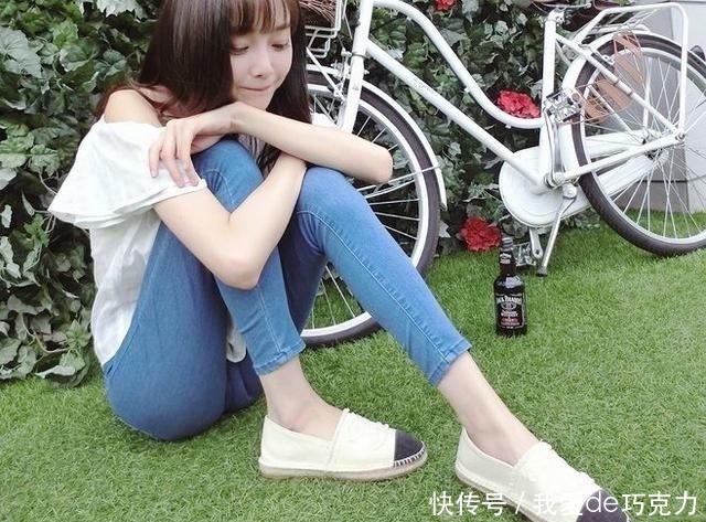 「没错」街头偶遇一美女,由内而外散发都市女郎气息,是最佳女友型没错