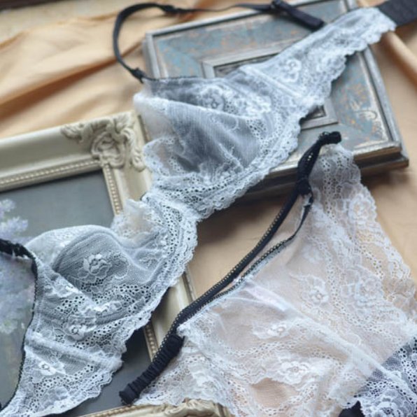 女人身材丰满，就要穿透点，前凸后翘超吸睛，魅惑女人味挡不住