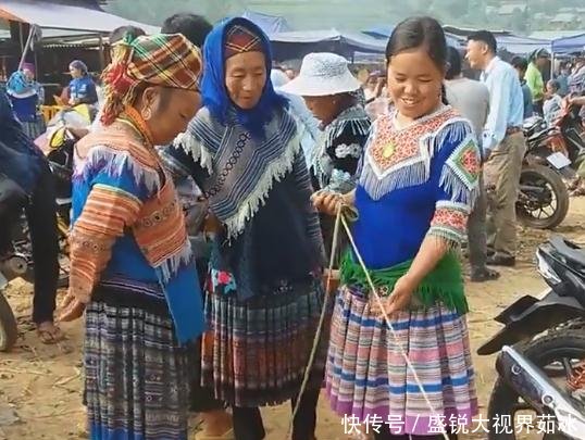 中国游客实拍越南农村人赶集，看看这里的环境如何