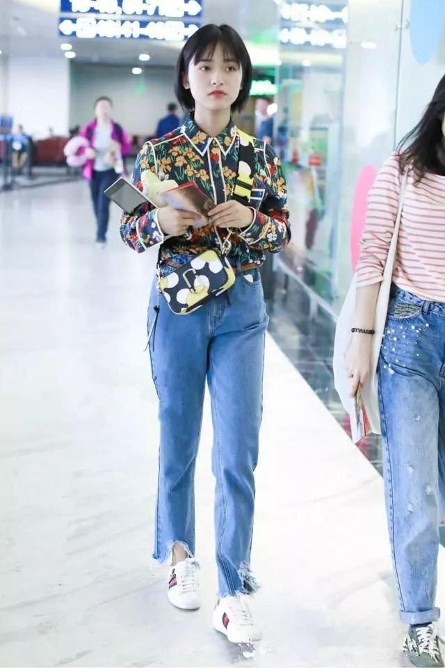 沈月不注重穿搭也就算了，腿粗都不P图，娱乐圈还真没人敢这样！