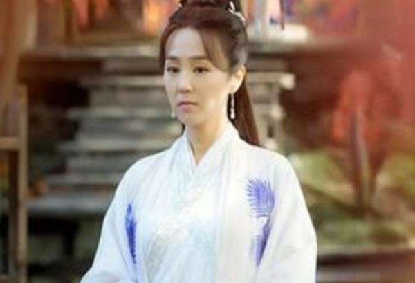  「角色」《锦衣之下》最受欢迎的女角色，不是今夏，林菱，而是跑龙套的她