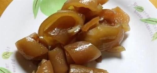  [尿酸]天然“玻尿酸”被找到了，女人经常吃，让肌肤更加水嫩有光泽