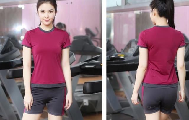 凸显气场的打底裤美女，轻松秀出大长腿，真好看