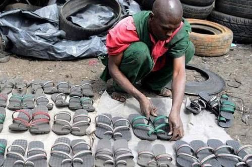  #人大#大量收购中国废弃轮胎，用途让人大感意外，非洲人真是聪