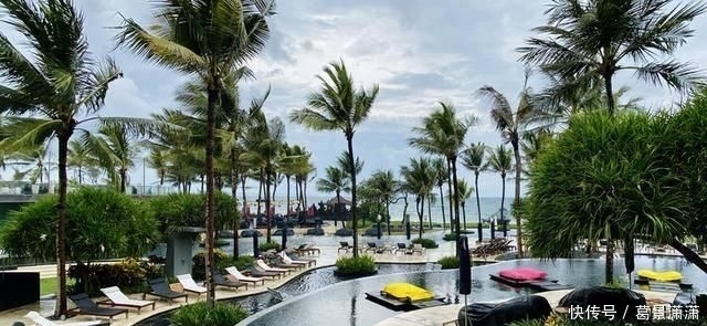 那一刻:在600多平的别墅房睡一晚是啥感觉?推开门那一刻就知道没白来