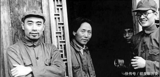 博古鼓吹的李德,竟是苏联派来“跑腿的”?花架子让红军损失惨重