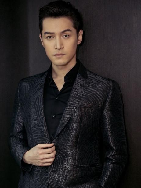 胡歌开除经纪人，他留学事件真相终于曝光了，网友：白眼狼！