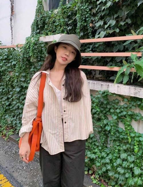  『随便』今天穿什么？这4种衬衫随便拎一件都能美到飞起