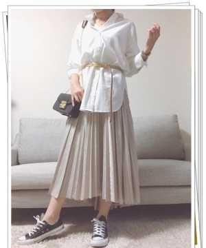  『穿搭』利用5种优衣库的流行单品打造春季造型，日本女孩的穿衣搭配示范