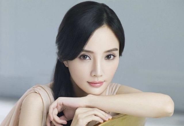 李小璐控诉造谣者成功，除了获得33万赔偿外，也预示着即将复出