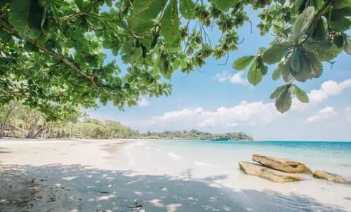 这座度假海岛火了，人少还免签，比巴厘岛更美，比普吉岛安静