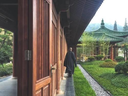 国内这些最纯净、最具佛性的寺庙,不收门票,值得一拜