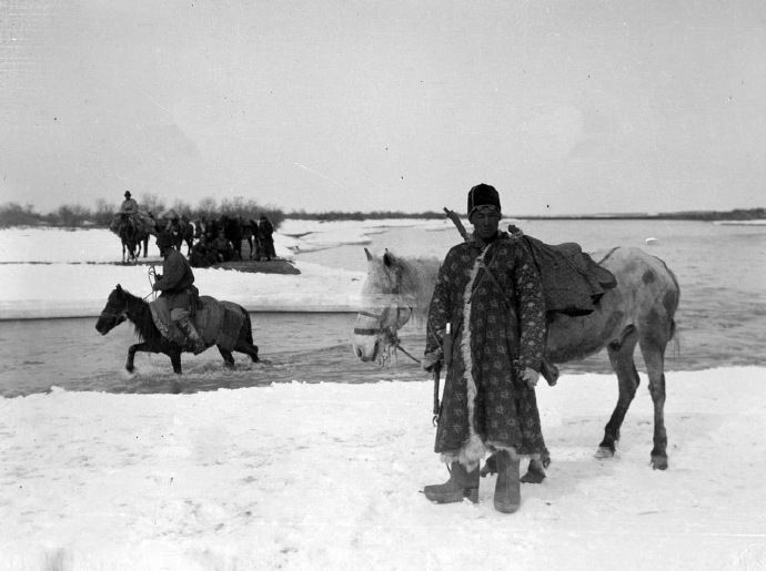  特克斯：老照片100年前新疆伊犁地区，特克斯河谷的游牧民族
