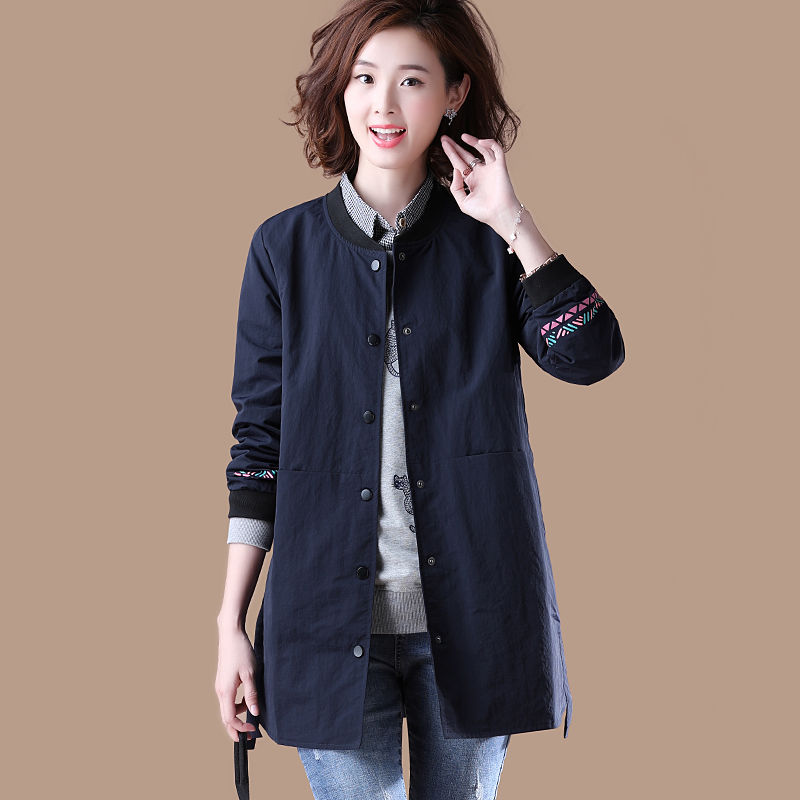 女人若不差钱，强烈建议穿这几款秋装，配烟管裤，减龄十岁都不止