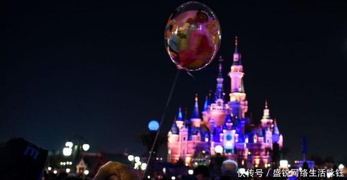 迪士尼新规10月8日起执行，看网络投票结果，网友态度很明显！