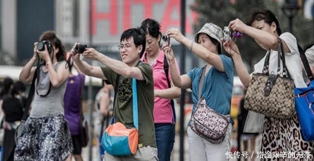 中国大妈抛弃日韩,转移战场涌入这个国家,看下你去过没?