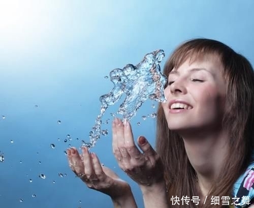  『不用』纯牛奶敷脸后用不用洗 告诉你怎么做