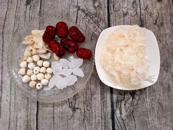  「光滑」《穷人的燕窝》就是这样，女人每两天吃一次，皮肤光滑，45岁像个女孩！