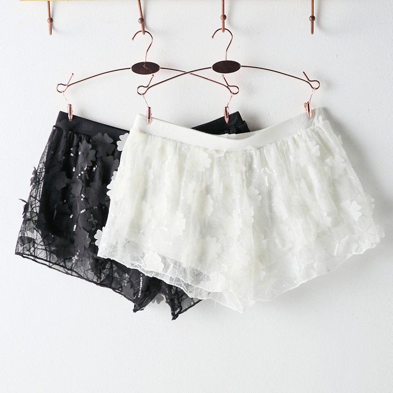 媳妇在家不穿裤衩，你说是不是很厉害，看了可别害羞