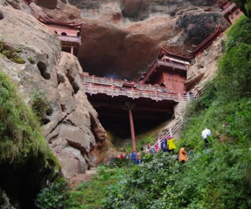 国内最“奇特”的寺庙,仅靠一根柱子支撑,建造工艺令人惊叹