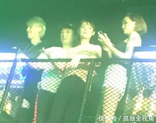  『正脸』王思聪新女友正脸照清纯甜美，经历风波后，连女友也换了新风格