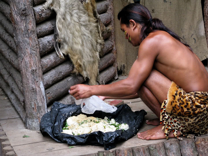 我国一景区出现野人:体长2米,手臂可达膝盖!力气超大!
