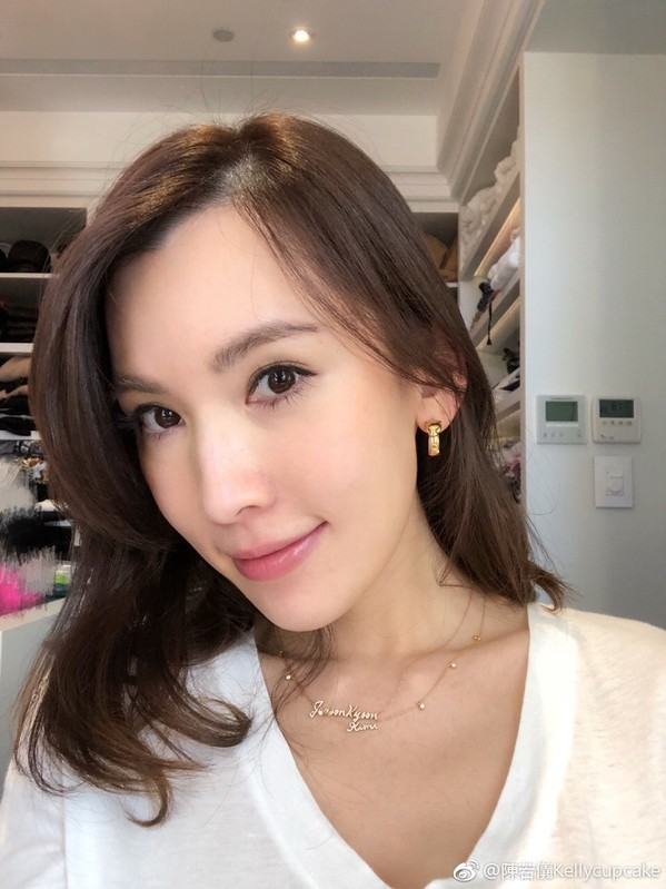 林志颖老婆和昆凌同框完全看不出9岁年龄差